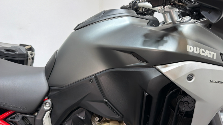 Ducati Multistrada V4 S Grey Essential (20MY)